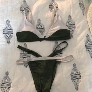 ‼️SOLD‼️Green and White Zaful Set